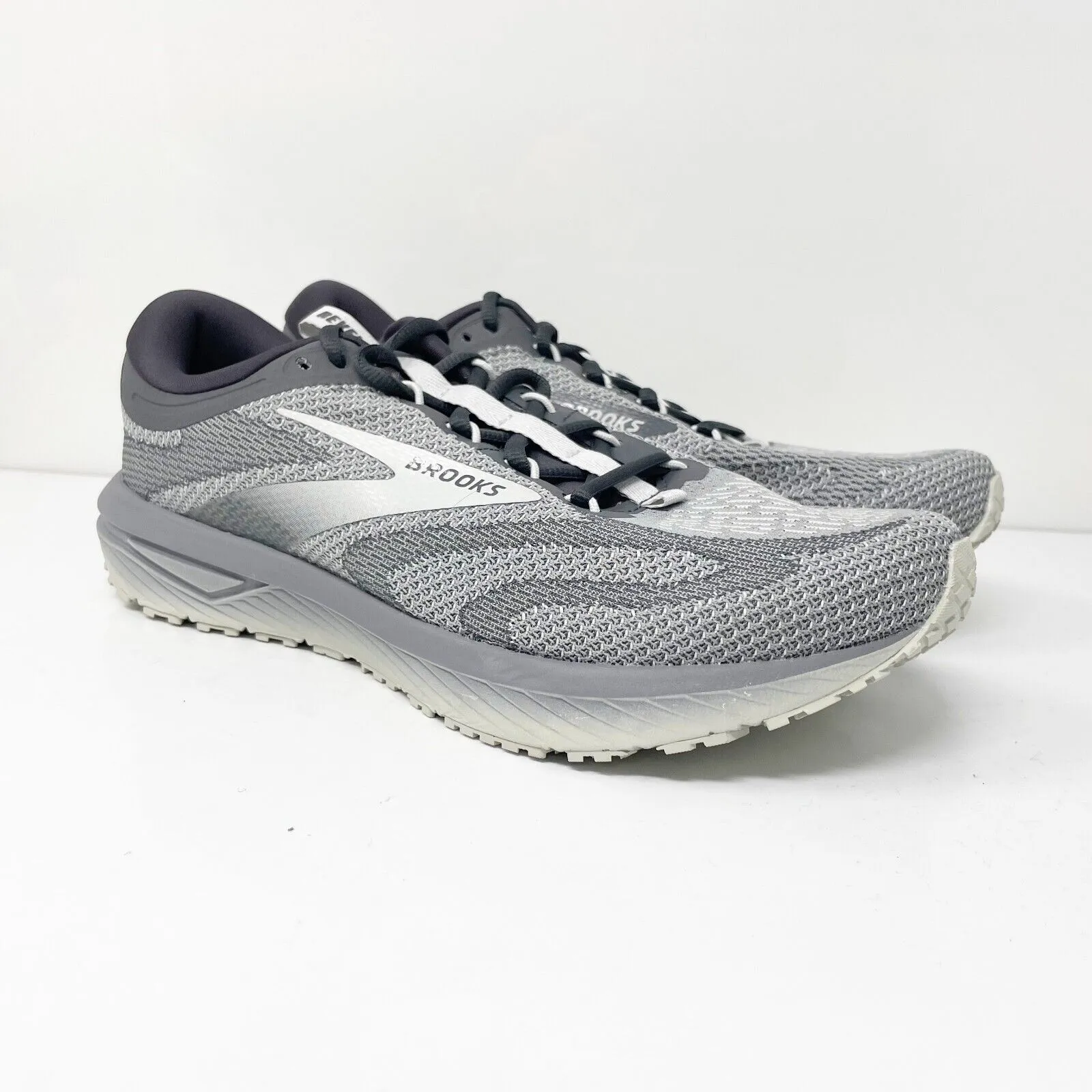 Brooks Mens Revel 7 1104351D014 Gray Running Shoes Sneakers Size 10.5 D