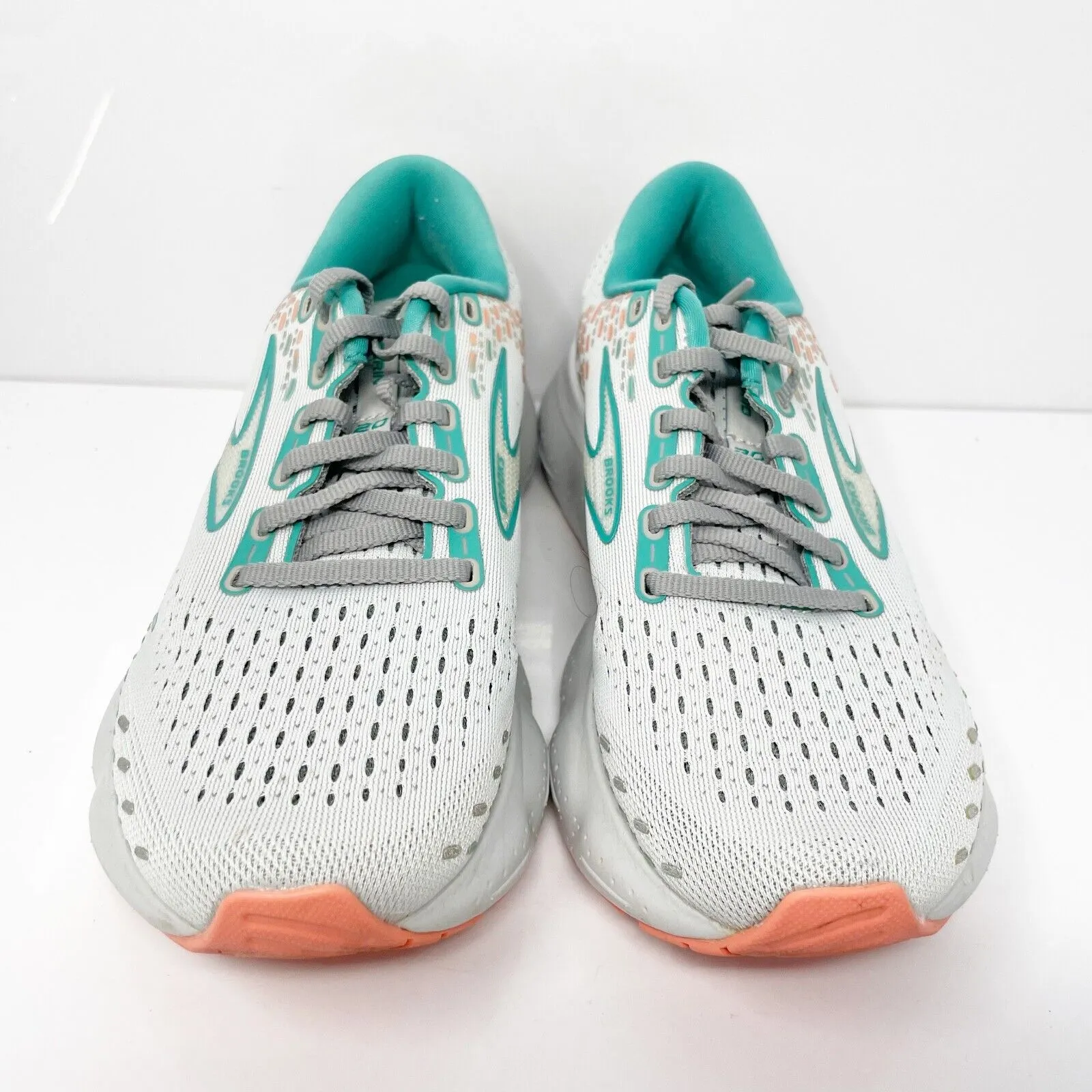 Brooks Womens Glycerin 20 1203691B061 Gray Running Shoes Sneakers Size 8 B