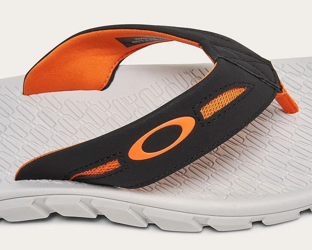 flip flops  Oakley Operative 2.0 - Lunar Rock/Blackout - men´s