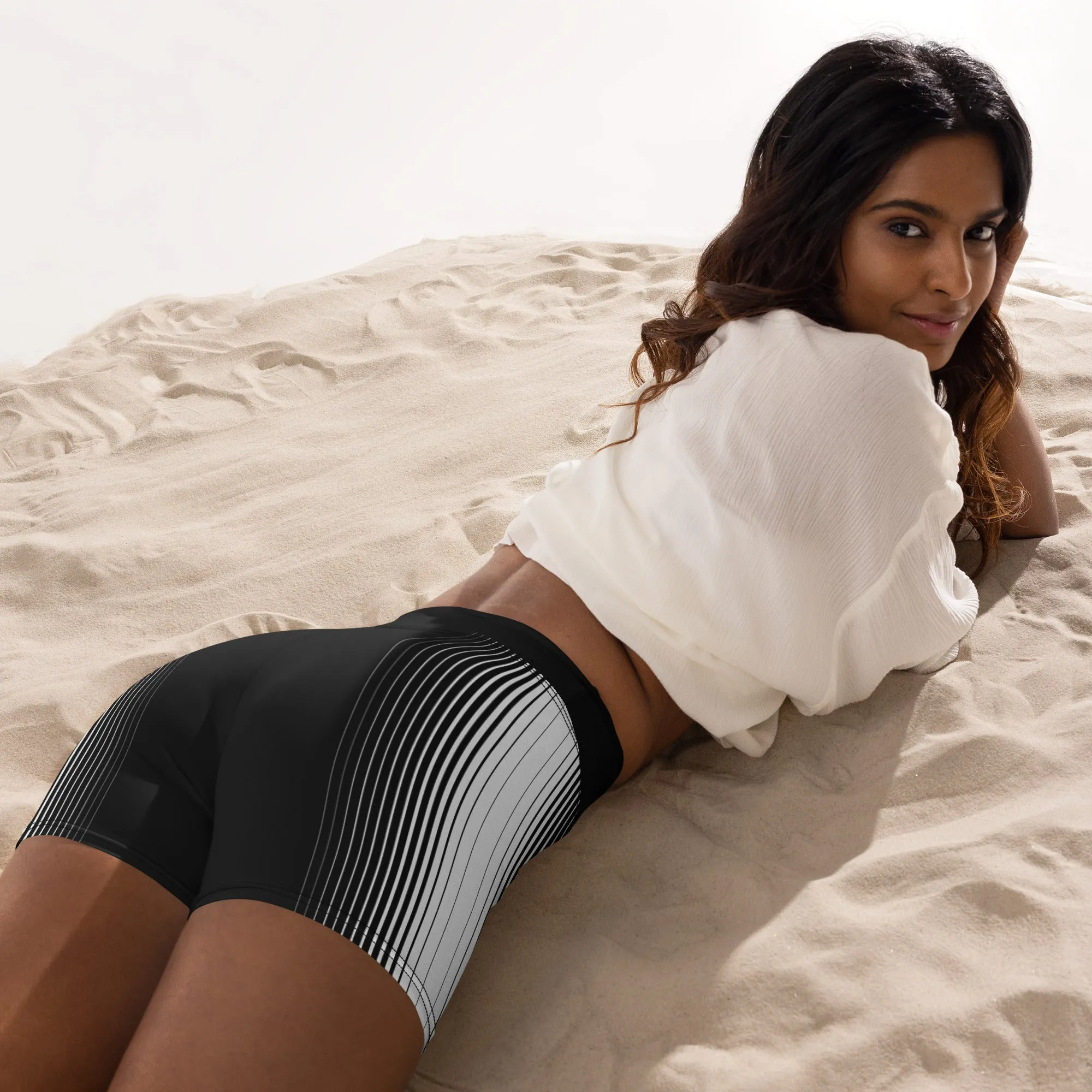 Optical Illusion Vertical Lines Yoga Shorts