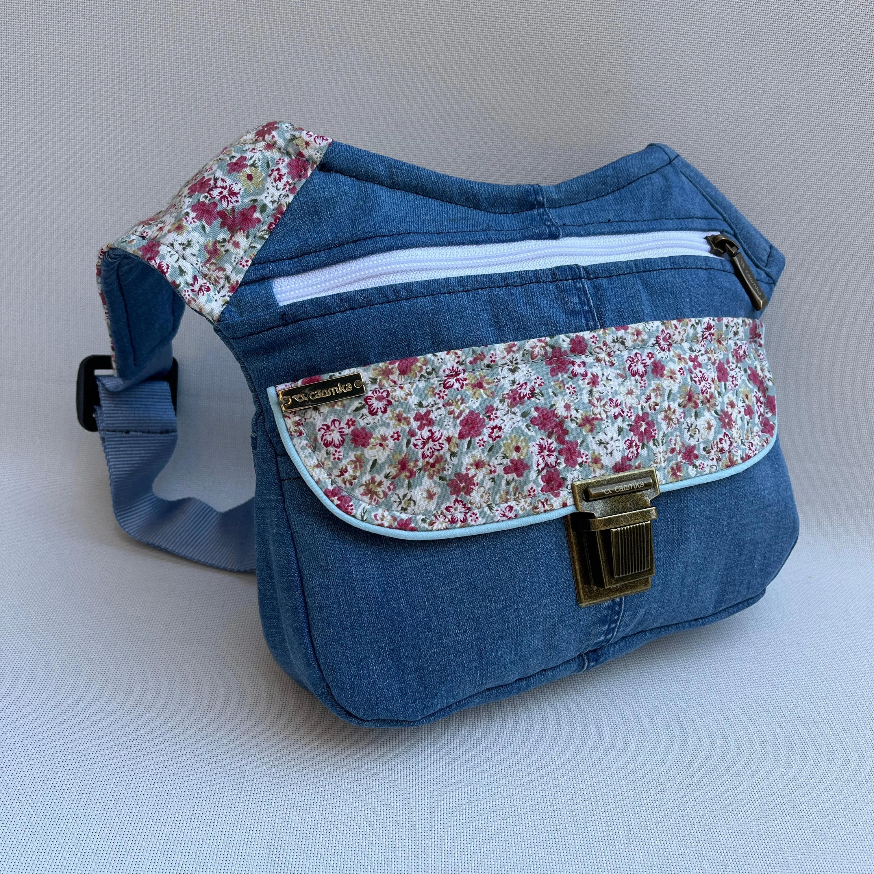 Sweet Flowers Jeans Recycled  · Pieza nica Núm. 13399
